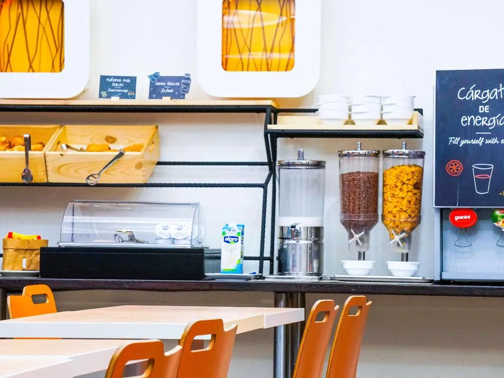 Restaurant, ibis budget Girona Costa Brava, Costa Brava