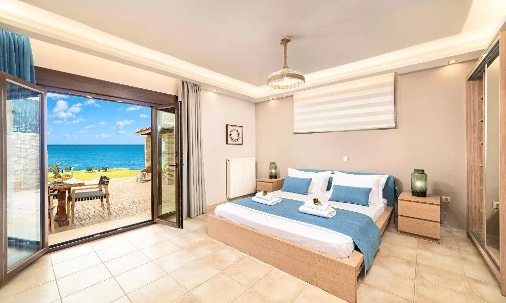 VILLA FOUR BEDROOMS Room, Villa Mare Psarou, Zante