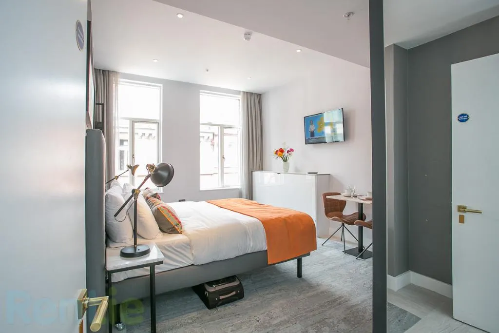 Room, Grafton Street Studios, Dublin