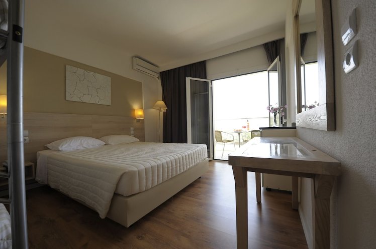 Evia Riviera Resort, Athens
