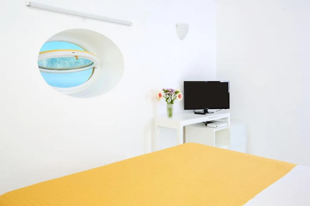 Room, Torre Barbara, Naples