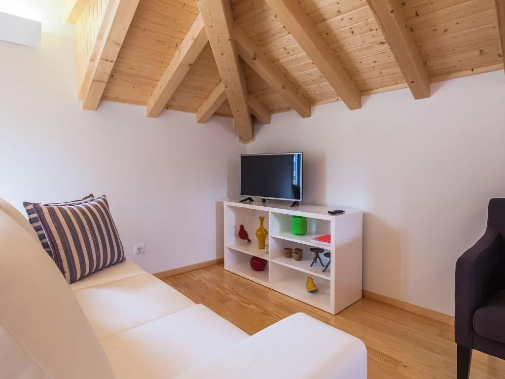 Room, Insitu Trindade, Porto