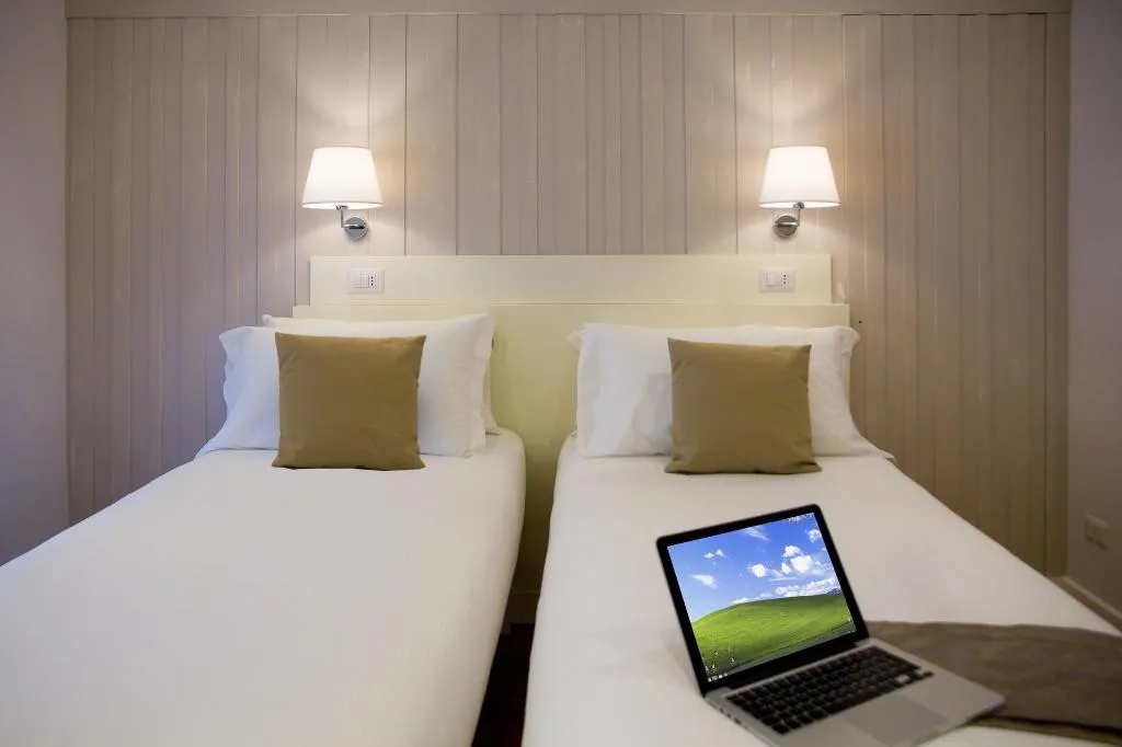 Room, Ripense In Trastevere, Rome