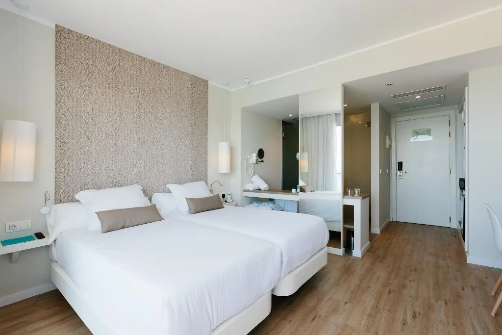 DOUBLE SINGLE USE STANDARD Room, AluaSoul Ibiza, Ibiza