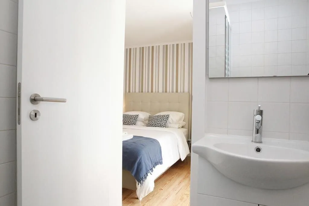 Room, Flores Guest House, Lisbon