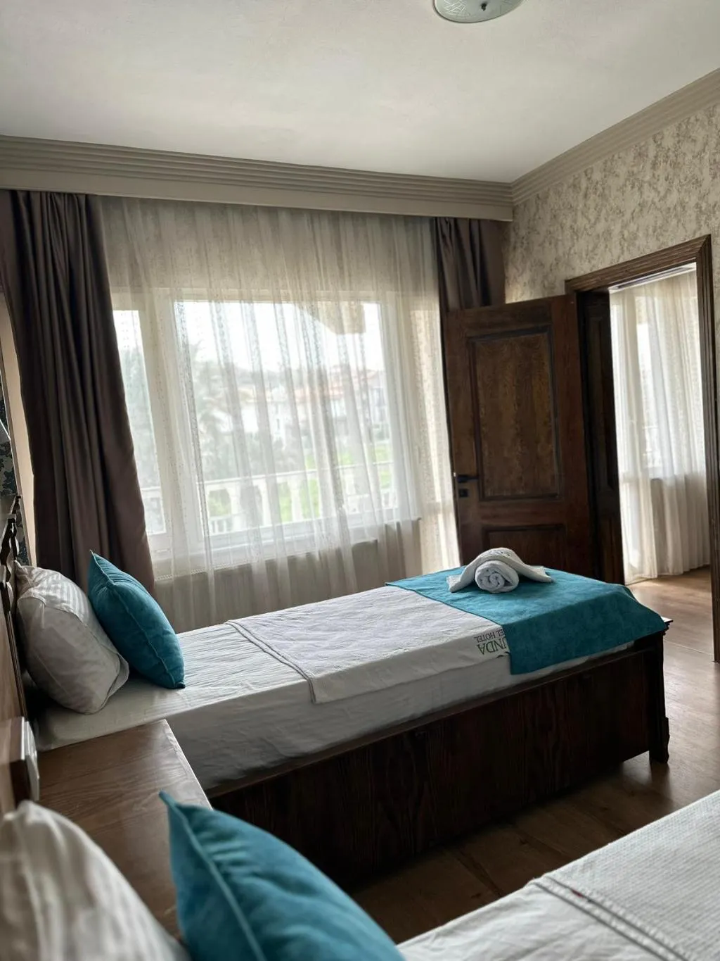 FAMILY ROOM POOL VIEW Room, Cunda Basel Hotel, Izmir