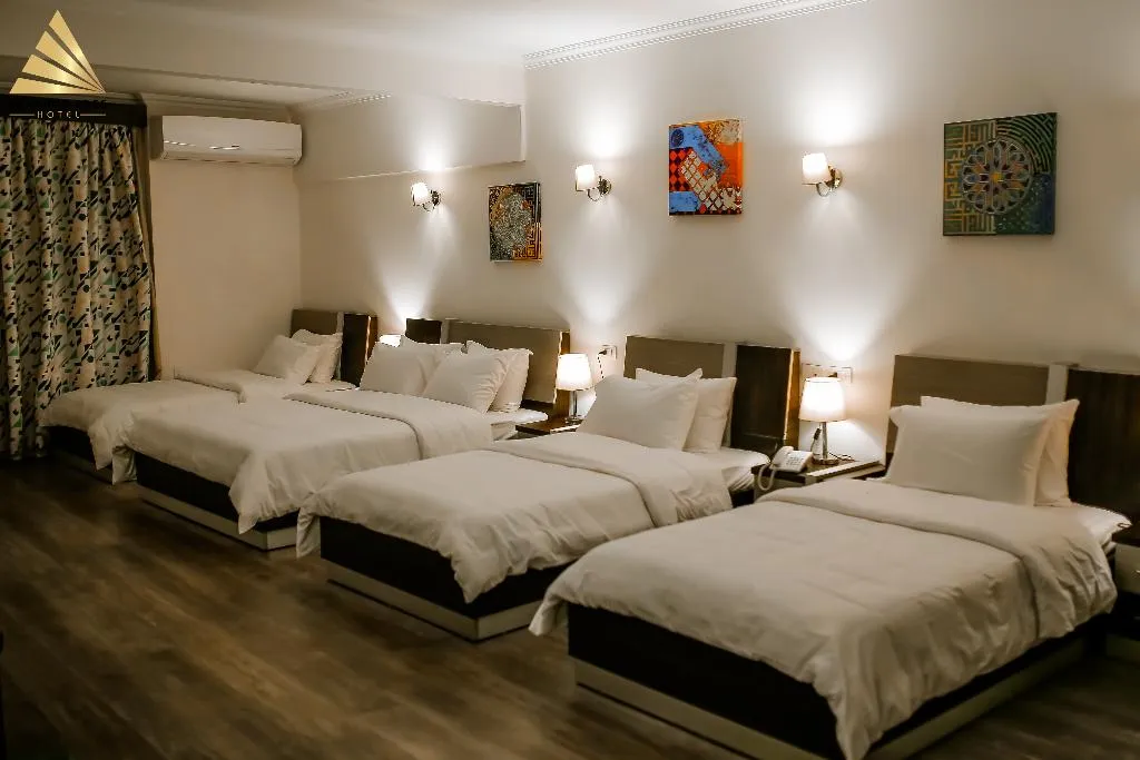 FAMILY ROOM STANDARD Room, Pyramid Edge Hotel & Exclusive Pyramids View Roof, Cairo