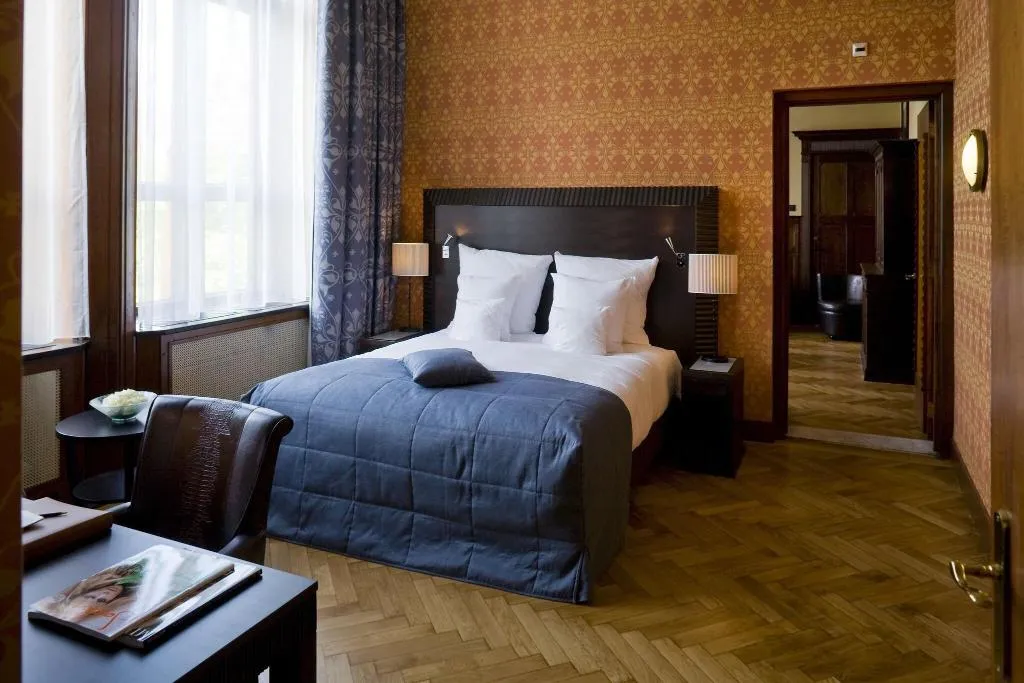 SUITE KING SIZE BED Room, Grand Hotel Amrâth Amsterdam, Amsterdam
