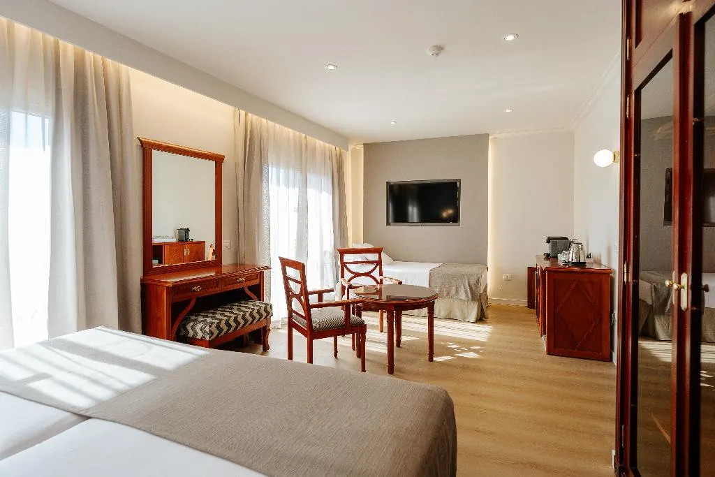TRIPLE SEA VIEW Room, Hotel Reveron Plaza, Tenerife