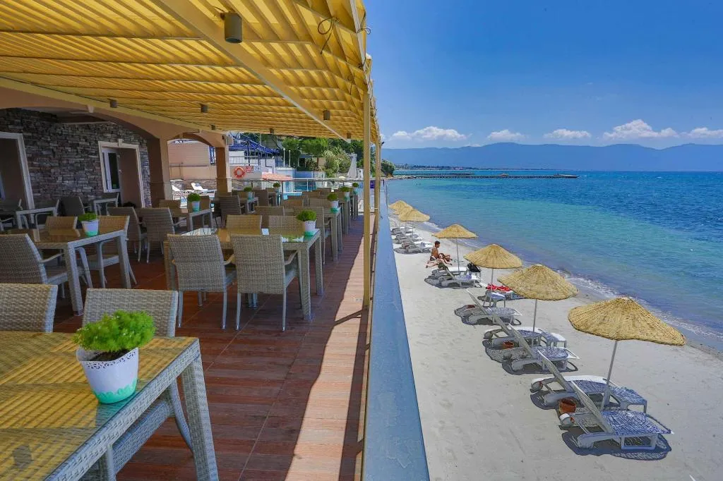 Terrace, Melis, Izmir