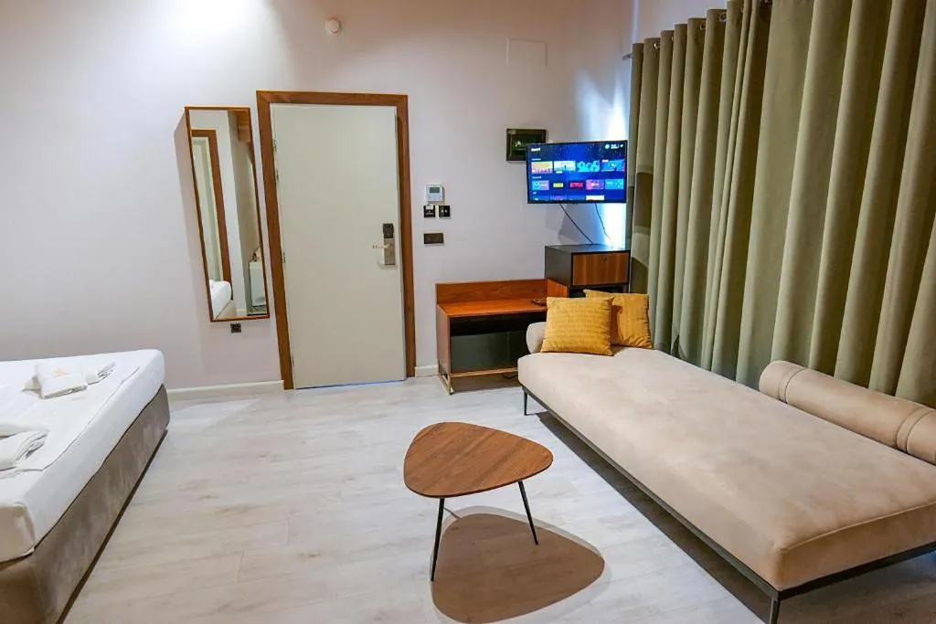 Room, Hotel Semajo, Kavaje