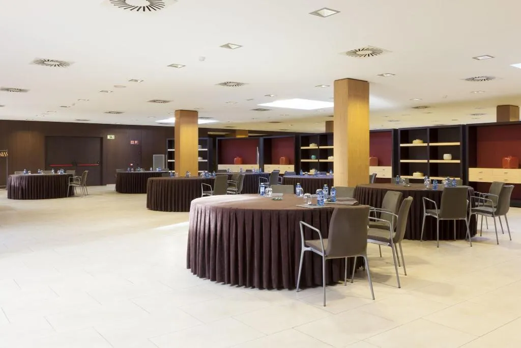 Conferences, AC Gava Mar, Barcelona