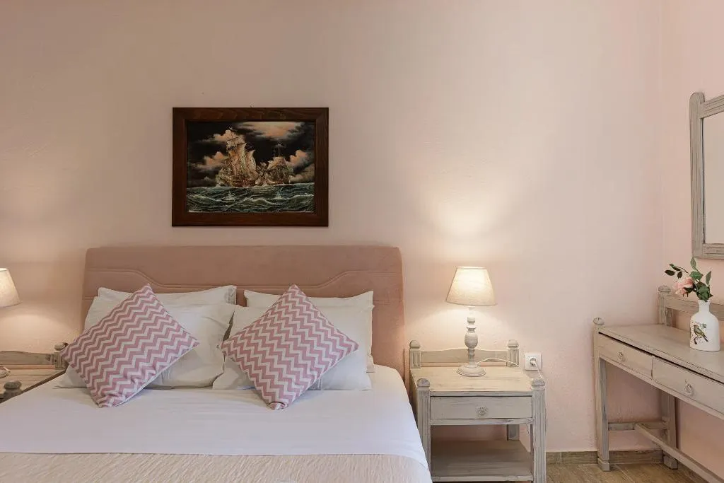 STUDIO SIDE SEA VIEW Room, Kasteli Studios & Apartments, Crete