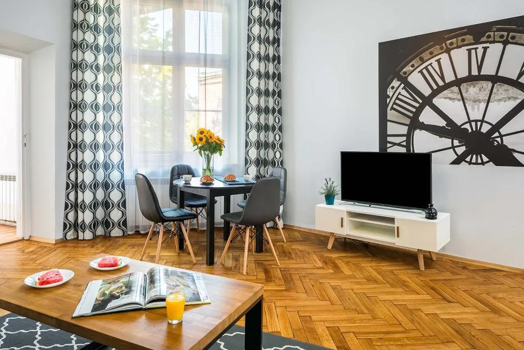 STUDIO STANDARD Room, Old Town Residence BIS, Krakow