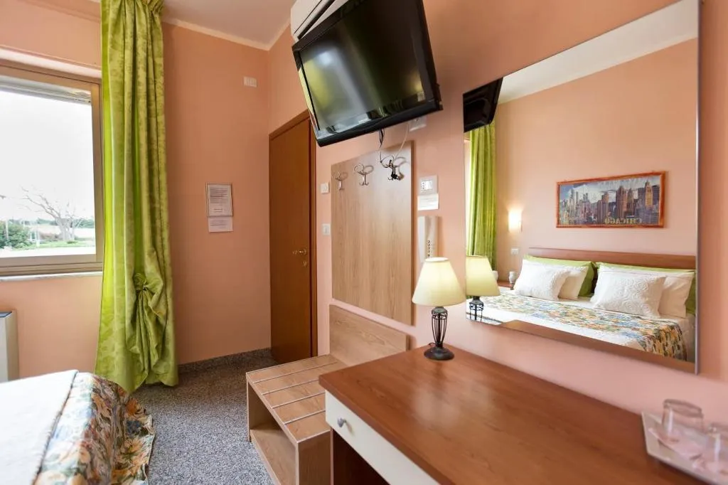 Room, Il Sole, Cagliari