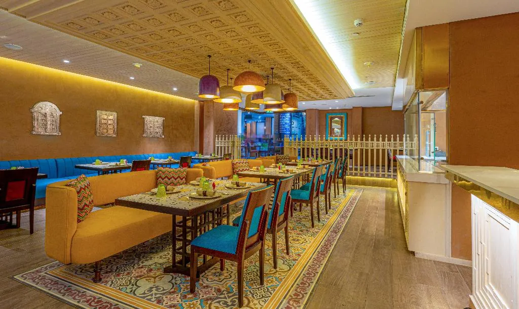 Restaurant, Holiday Inn Cairo - Citystars, Cairo
