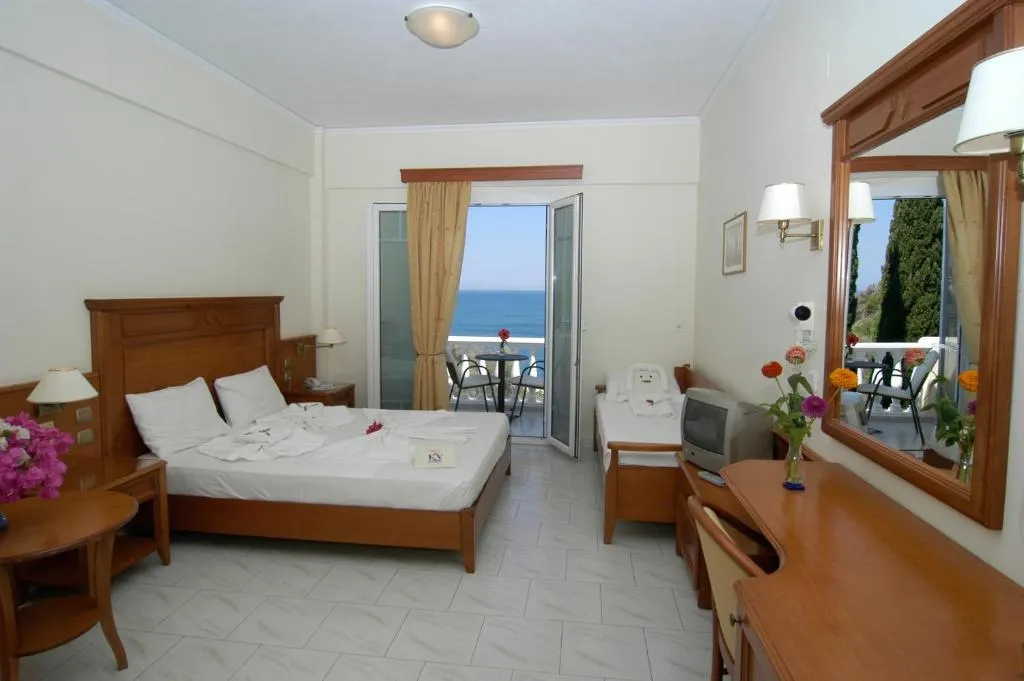 Double or Twin SEA VIEW Room, Kerveli Village, Samos