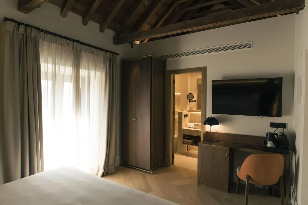 Room, Hotel Legado Magdalena, Seville