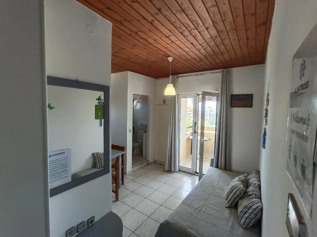 TRIPLE COMFORT Room, Albatross Apartments, Crete