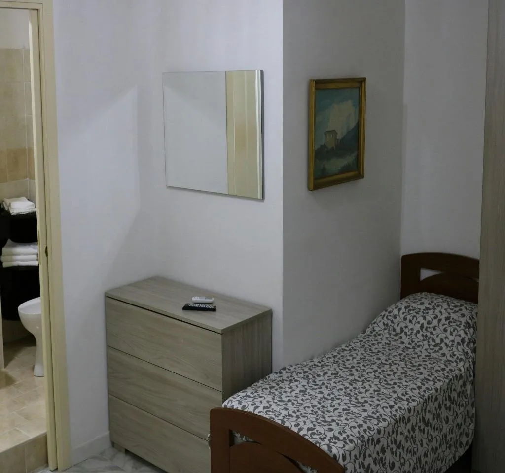 Room, B&B El Corazón de Nápoles, Naples