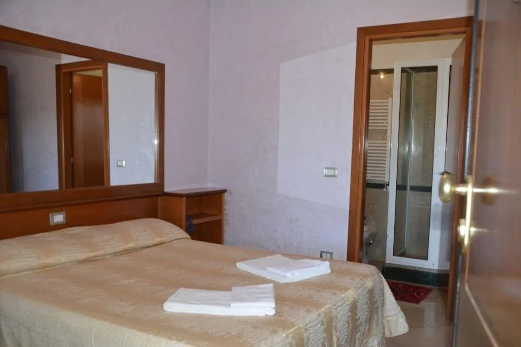 Room, Stranamore, Rome