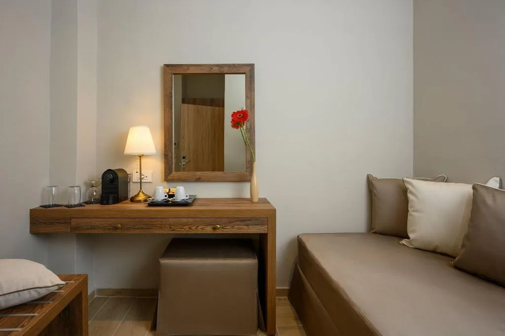 Room, Minaret Suites & Apartments, Crete