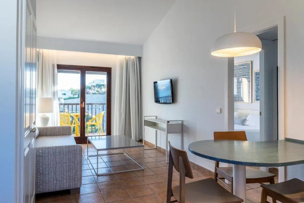 STUDIO GARDEN VIEW Room, Cala Llonga Hotel Menorca, Menorca