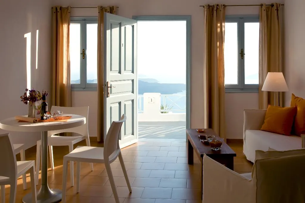 SUITE STANDARD Room, Manos Small World, Santorini