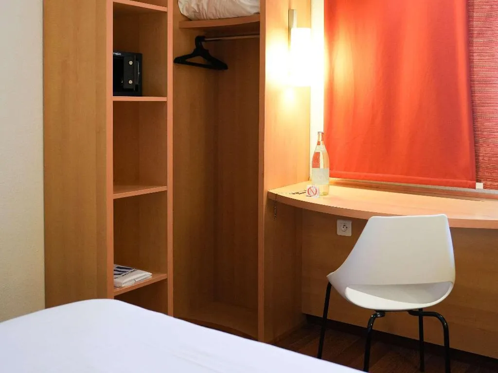 DOUBLE STANDARD Room, Ibis Tunis, Tunisia