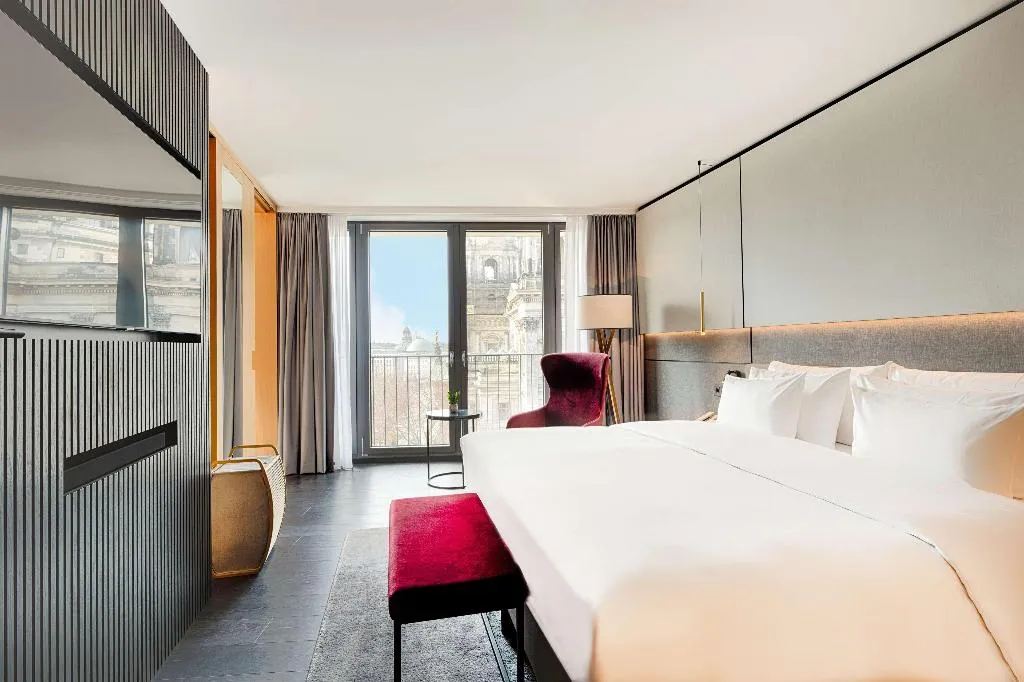 Room, Radisson Collection Hotel, Berlin, Berlin