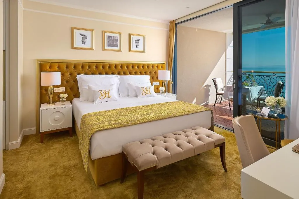 DOUBLE SEA VIEW WITH BALCONY Room, Hotel Villa Harmony, Split