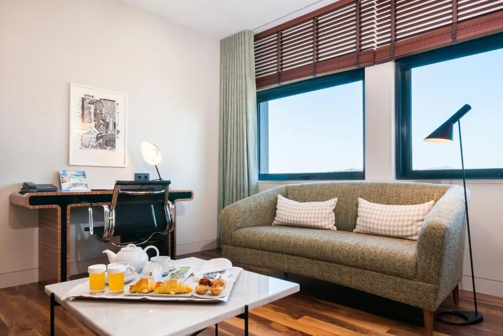 SUITE PREMIUM KING BED Room, Guimaraes, Porto