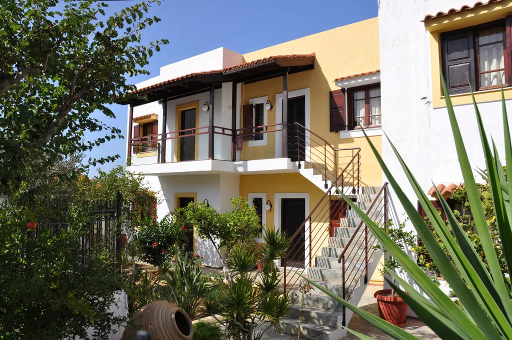 Terrace, Pennystella Apartments, Crete