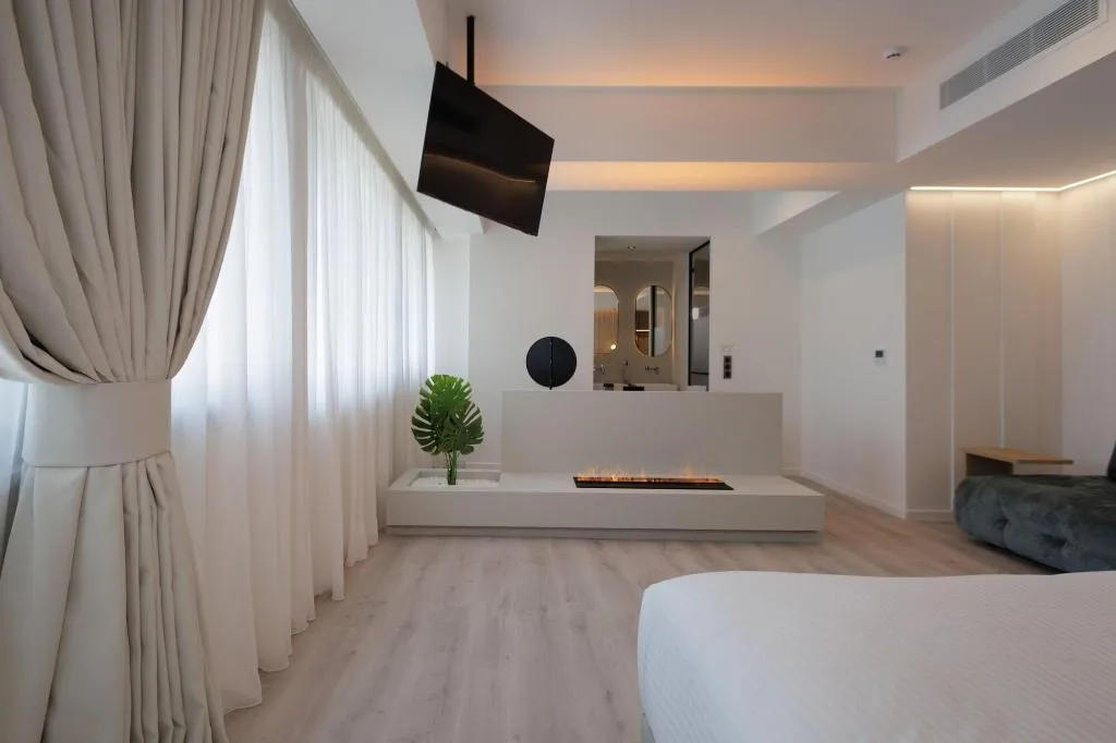 Room, Hilton Garden Inn Athens Syggrou Avenue, Athens