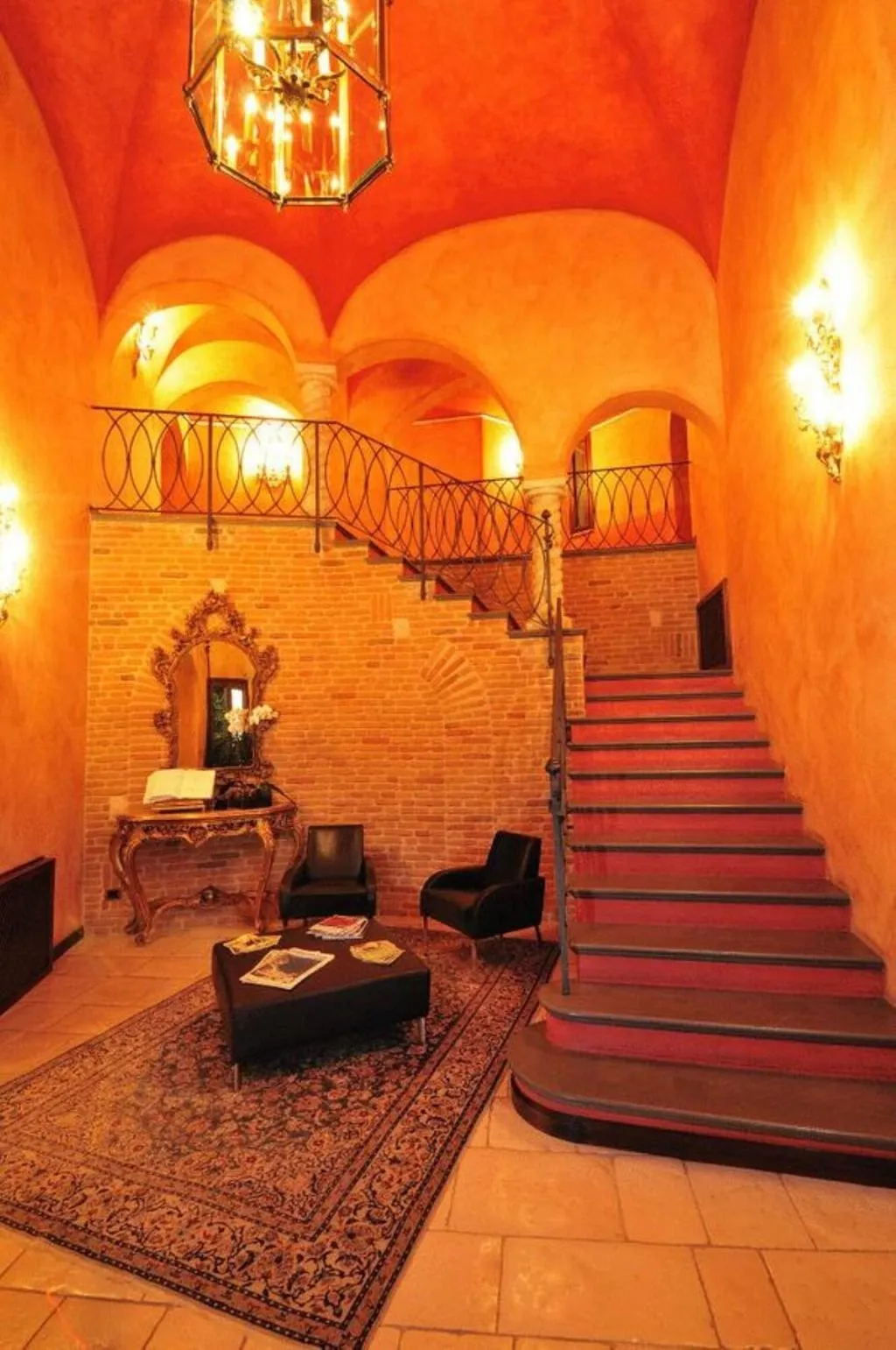 Lobby, Arbatasar, Cagliari