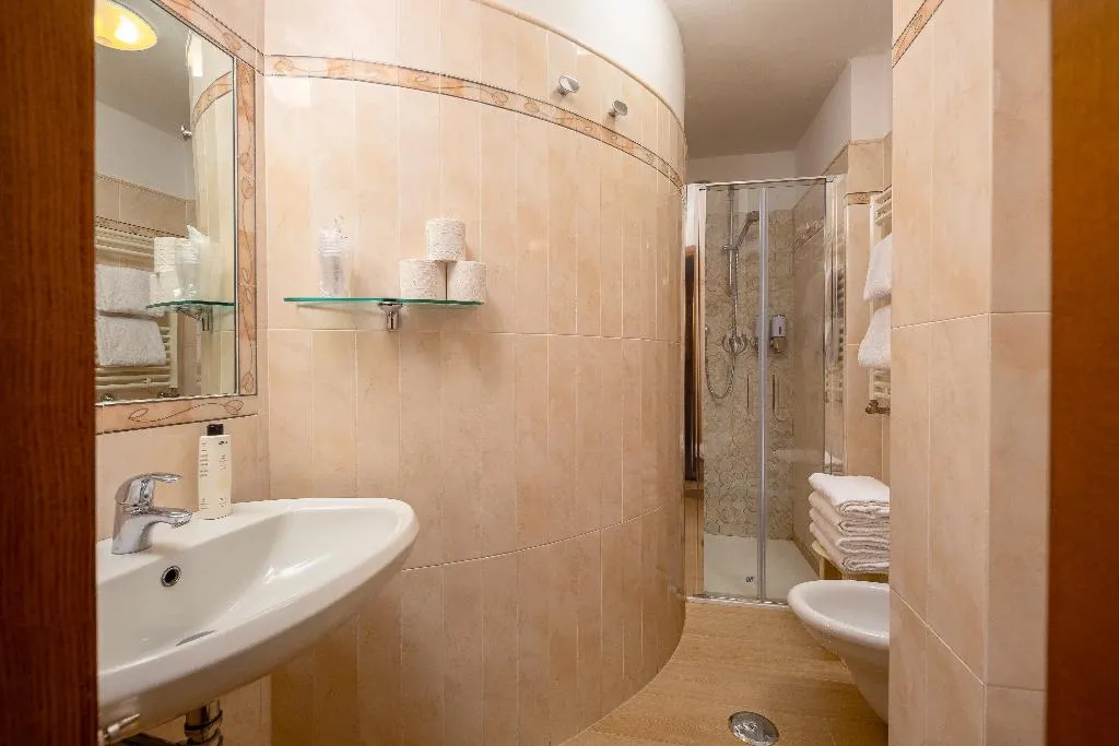 TRIPLE SUPERIOR Room, Annabella Hotel Roof Terrace, Florence