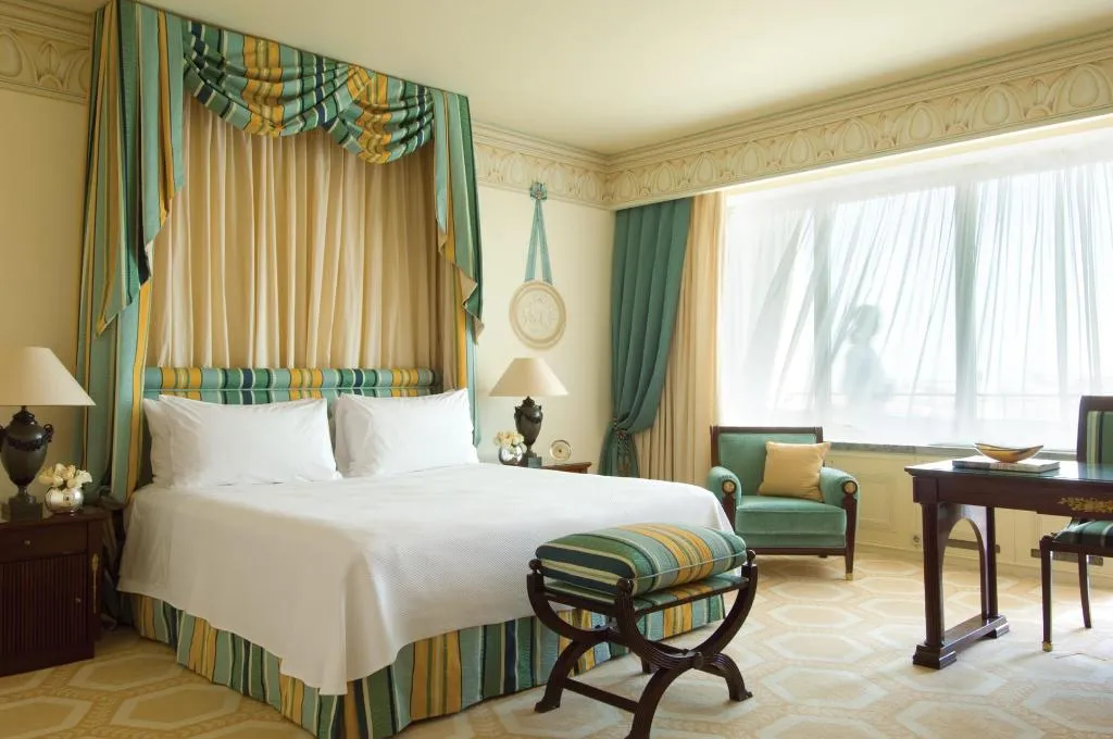 Room, Four Seasons Hotel Ritz Lisbon, Lisbon