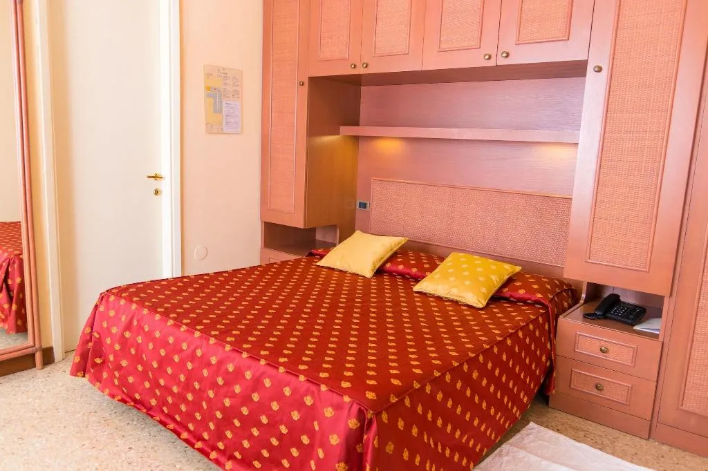 Room, Principe, Venice