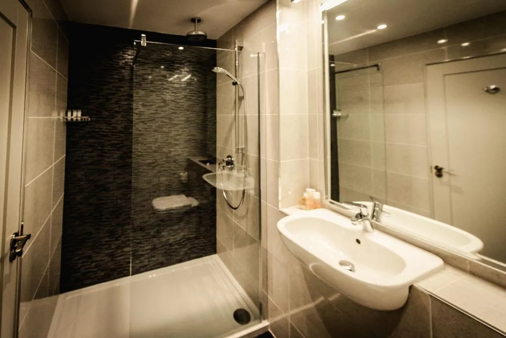 TWIN DELUXE Room, Isaac's Cork, Cork
