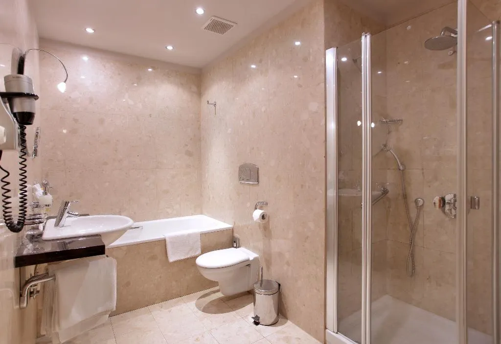 Double or Twin SUPERIOR Room, Absolutum Wellness Hotel Prague, Prague