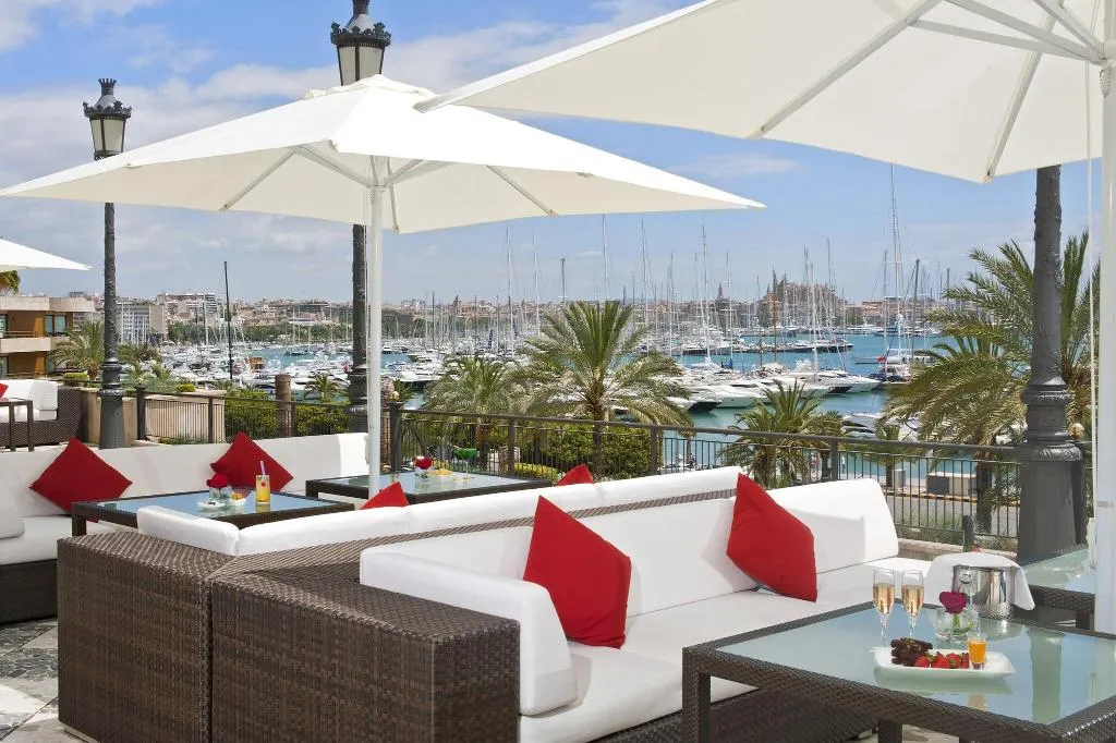 Bar, Hotel Victoria Gran Meliá, Majorca