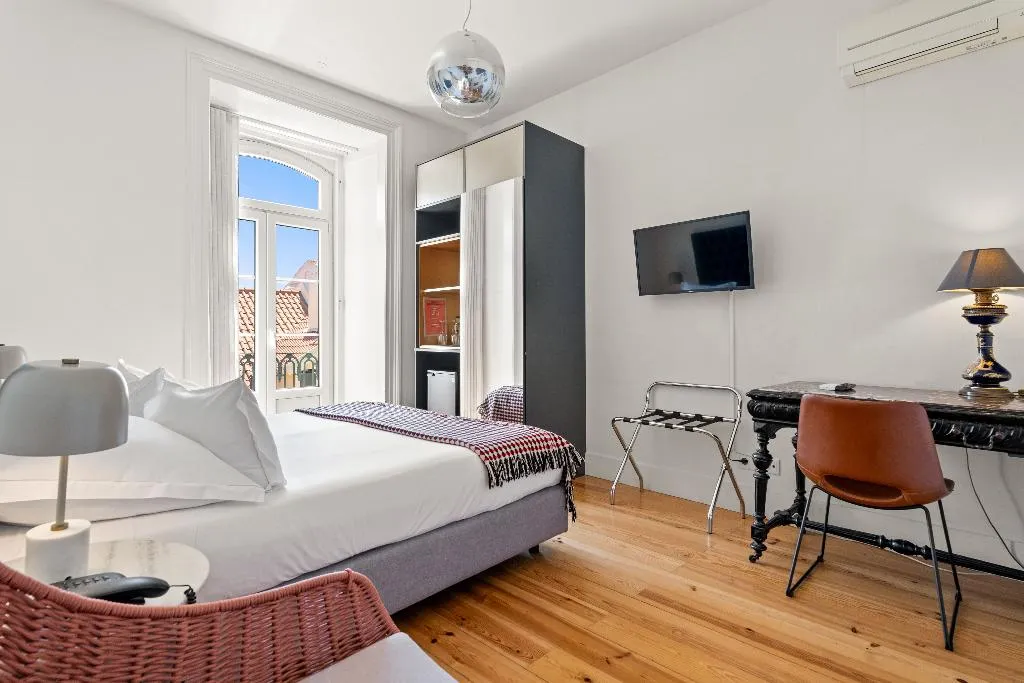 FAMILY ROOM TWO BEDROOMS ONE BATHROOM Room, Tesouro Da Baixa By Shiadu, Lisbon