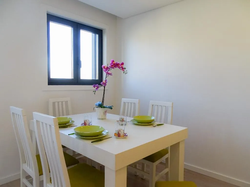 APARTMENT TWO BEDROOMS Room, RS Porto Campanha, Porto