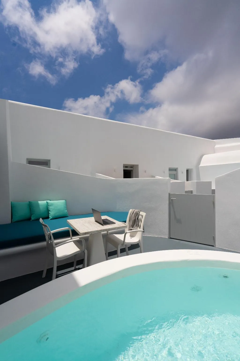 SUITE HONEYMOON Room, White Concept Caves, Santorini