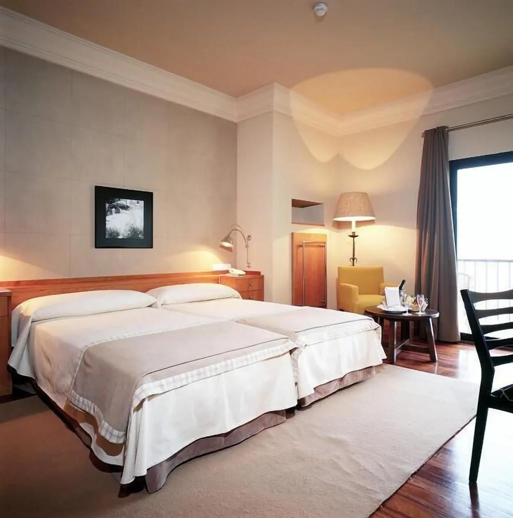 Sports and Entertainment, Parador de Vielha, Costa Brava