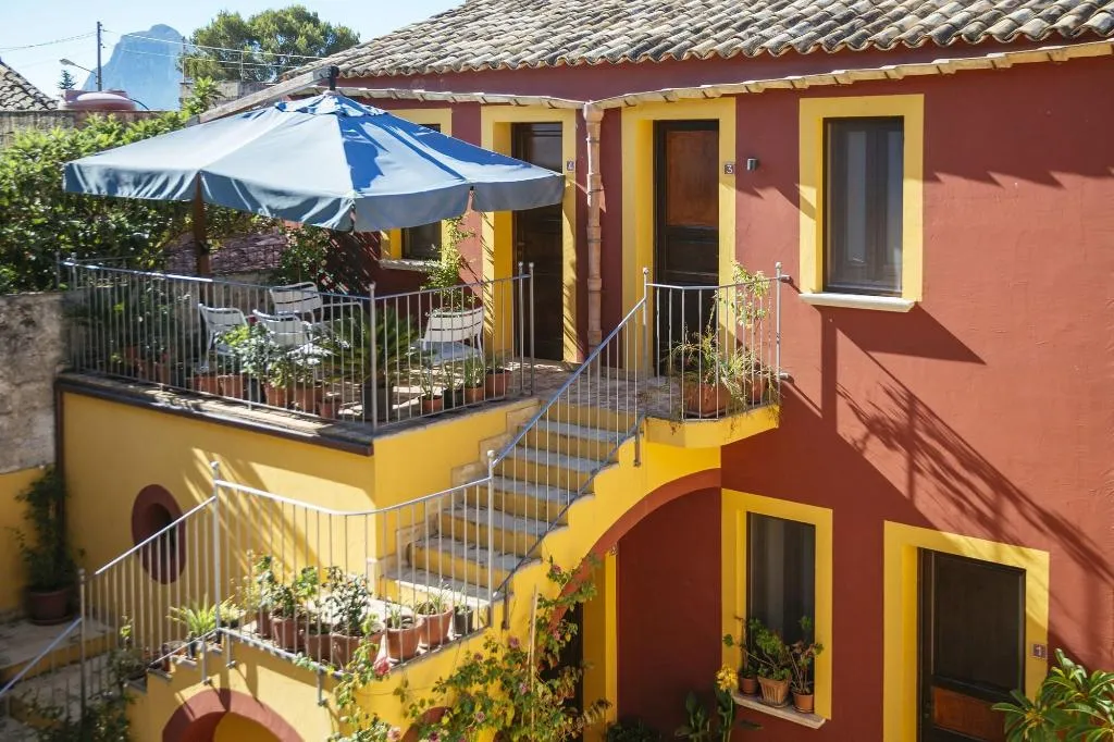 Terrace, Hotel Baglio Catalano, Palermo