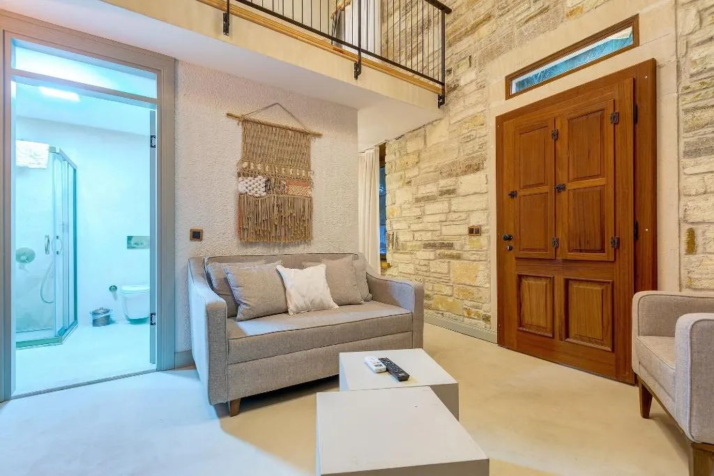 Room, Navali̇a Otel, Izmir