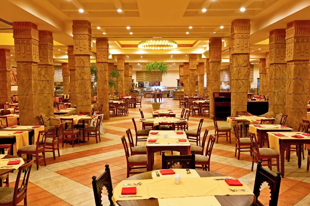 Restaurant, Charmillion Sea Life Resort, Red Sea Riviera