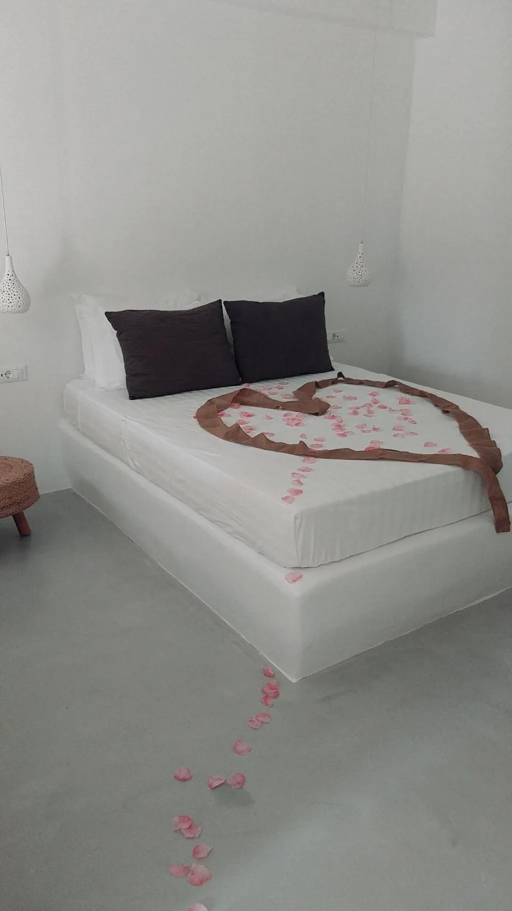 Room, Filira Suites, Santorini