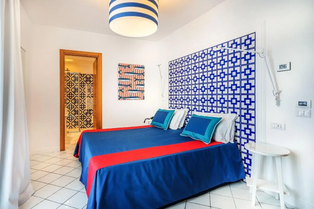 Room, Torre Barbara, Naples